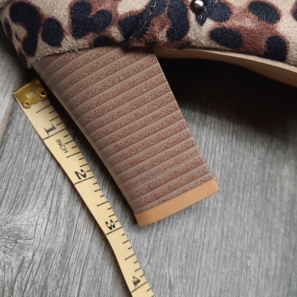 Leopard double strap grommet suede boot - Picture 5 of 11